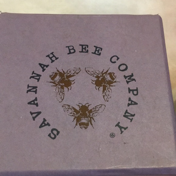 Savannah Bee Co Rosemary Lavender Royal Jelly Body Butter 1.65 oz NWT Boxed - Picture 2 of 15